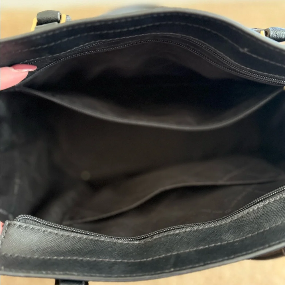Michael Kors Black Tote Bag - Picture 4 of 4